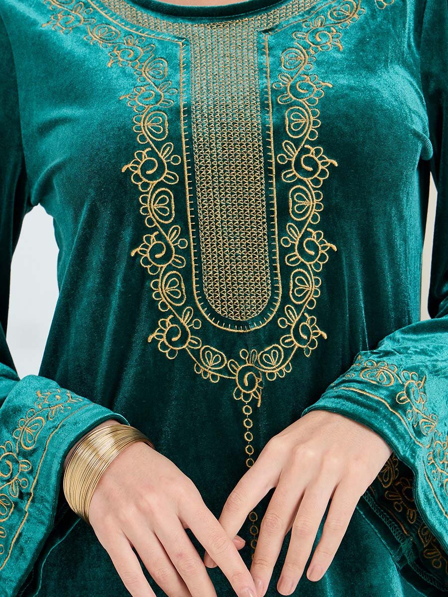 Thread Embroidered Velvet Jalabiya For Women at Saudi | Styli