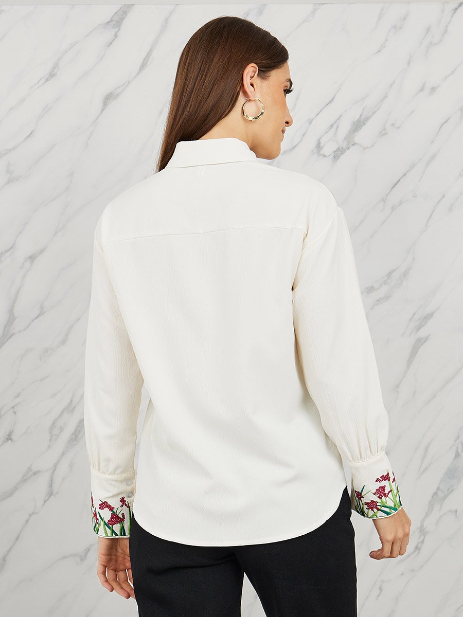 トップス Embroidered Shirt With Enlarged Cuff 67007131_02.jpg?imwidth=2048&