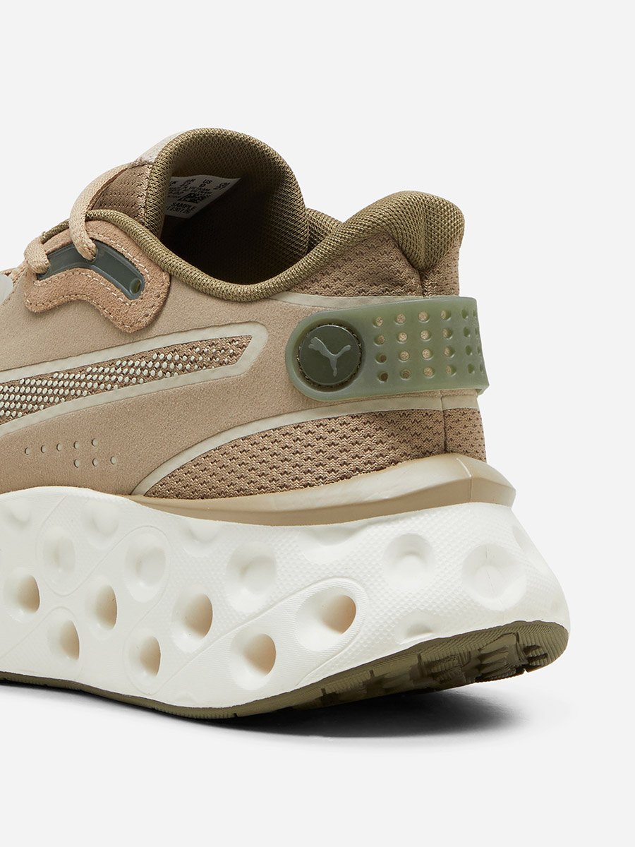 Sevishganlar uyda sikishmoqda Yetuk rus onlayn seks videolar