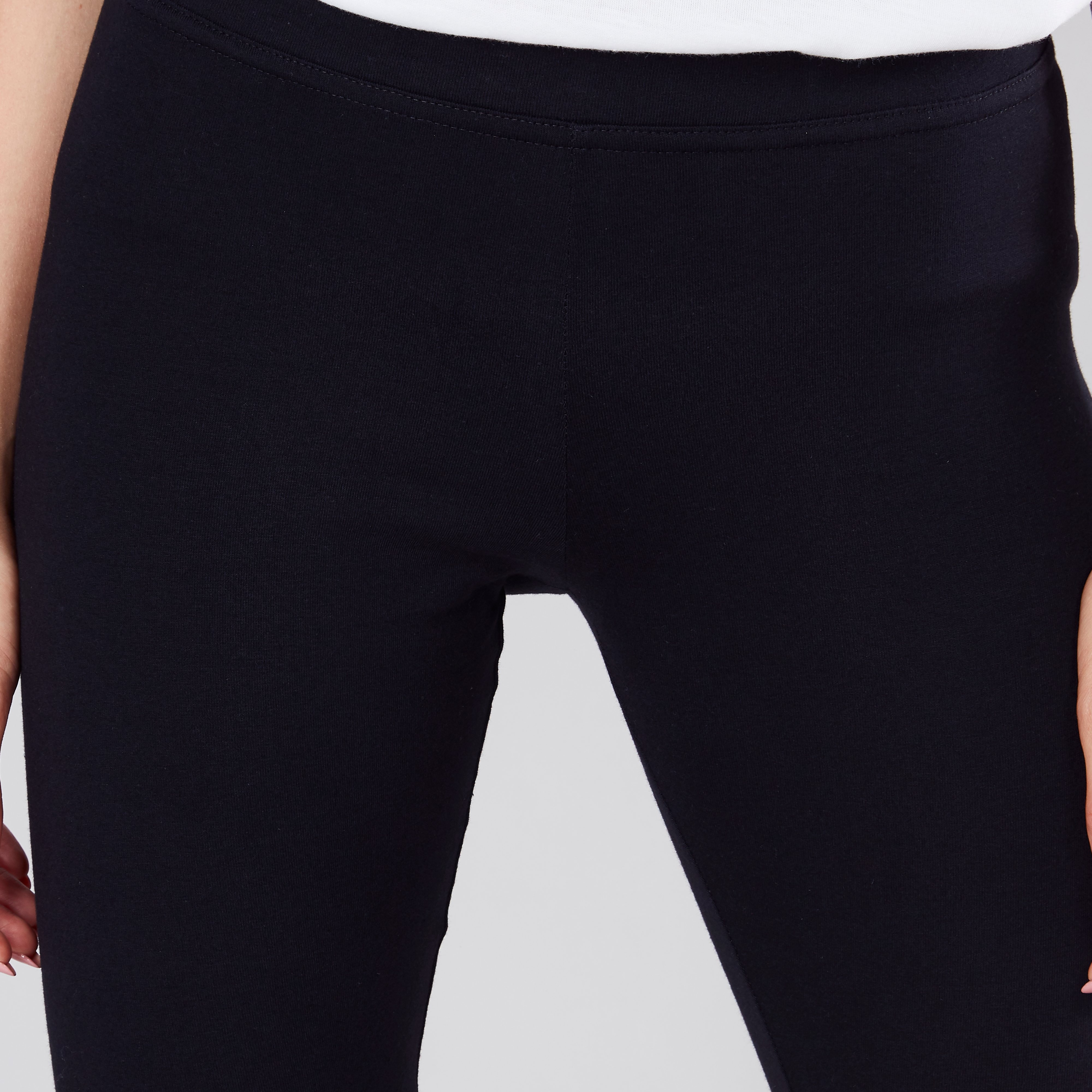Solid Cropped Leggings with Elasticated Waistband