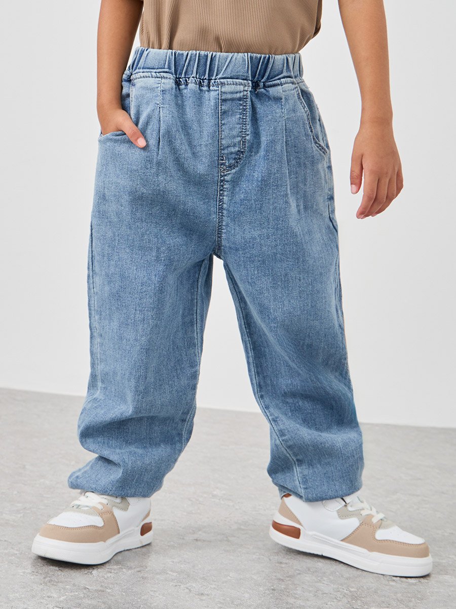 Elastic Waistband Loose Fit Jeans