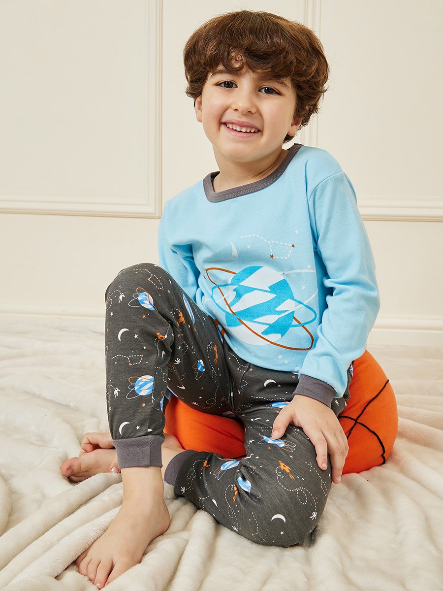 Graphic Print T-Shirt and Pyjama Set