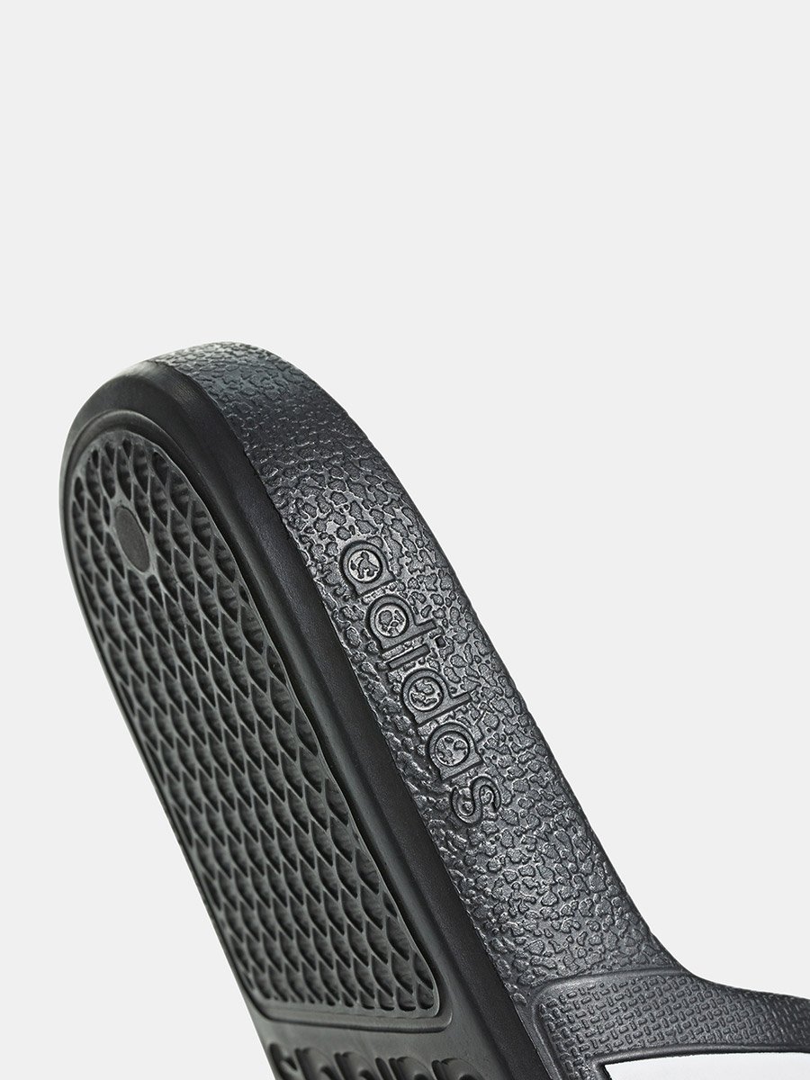 Adilette Aqua Slides