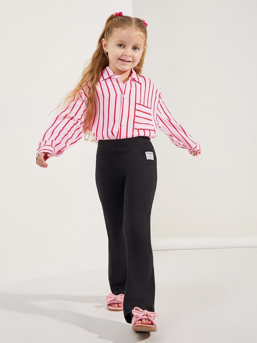 Patch Detail Flared Leggings