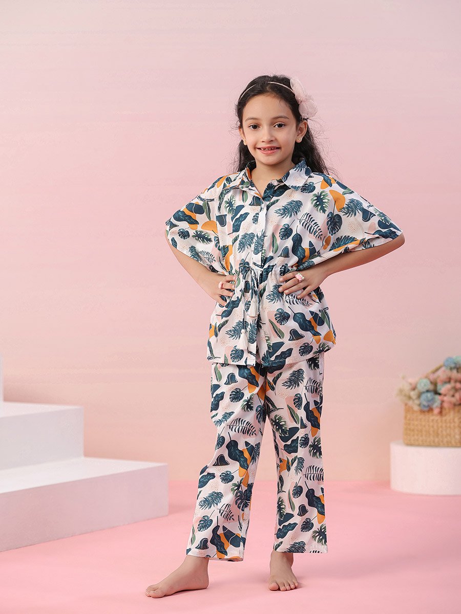 Leaf Print Collared Kaftan and Pyjama Set