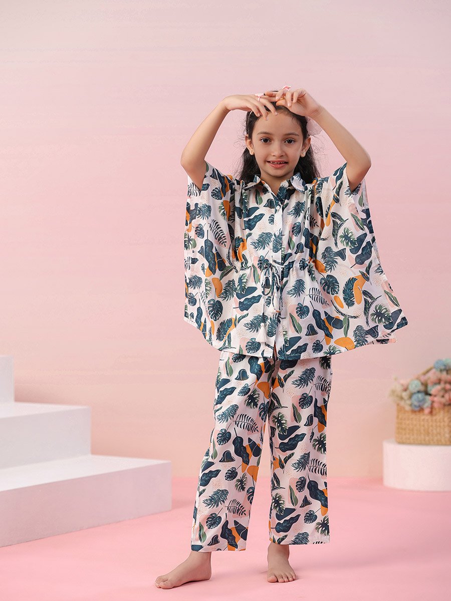 Leaf Print Collared Kaftan and Pyjama Set