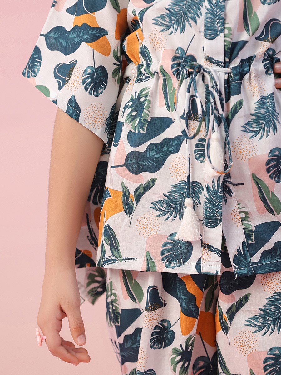 Leaf Print Collared Kaftan and Pyjama Set