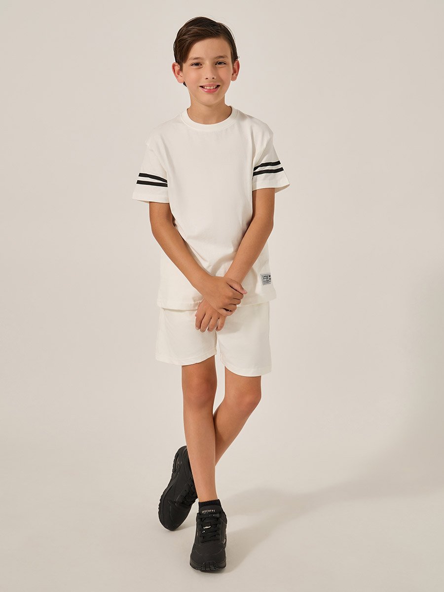 Striped Sleeve Trim Round Neck T-Shirt and Shorts Set