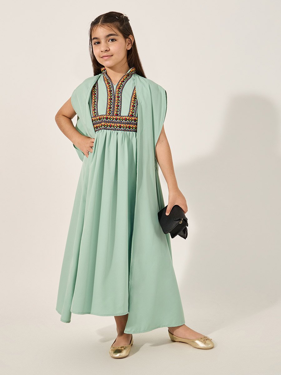 Embroidered Cape Sleeve V-Neck Kaftan