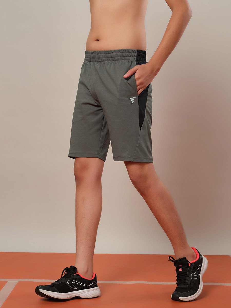 Boys Color Block Elasticated Waistband Shorts