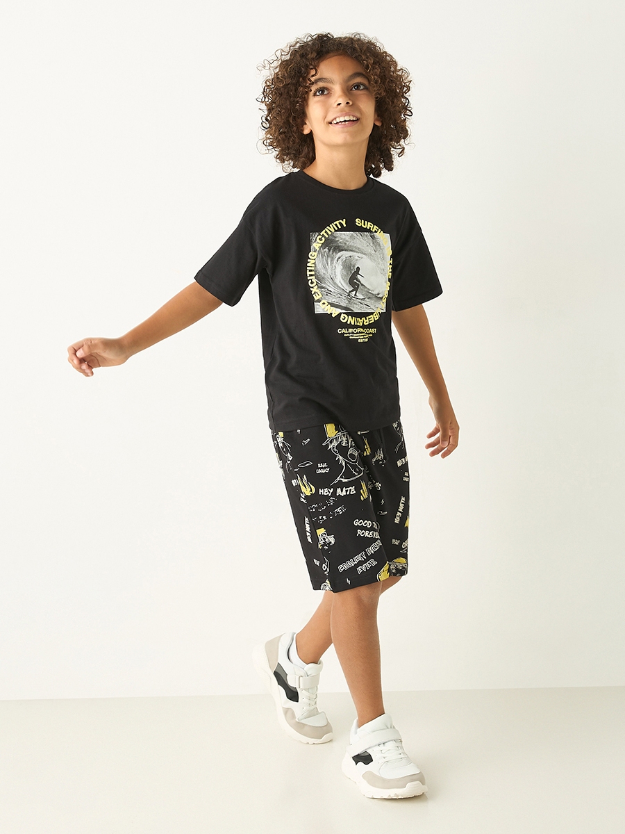 Surf Print T-Shirt with Short Sleeves