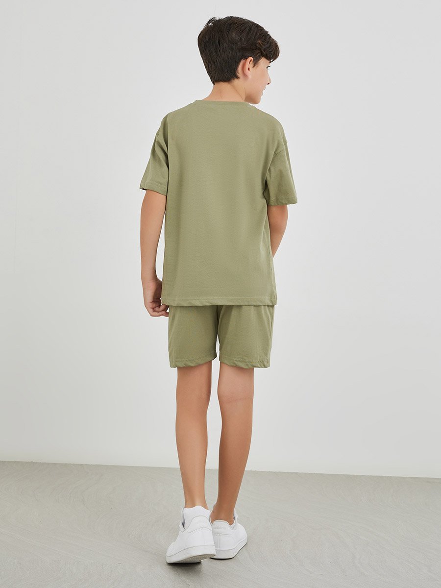 Boys Typography Print Oversized T-Shirt and Shorts Set 