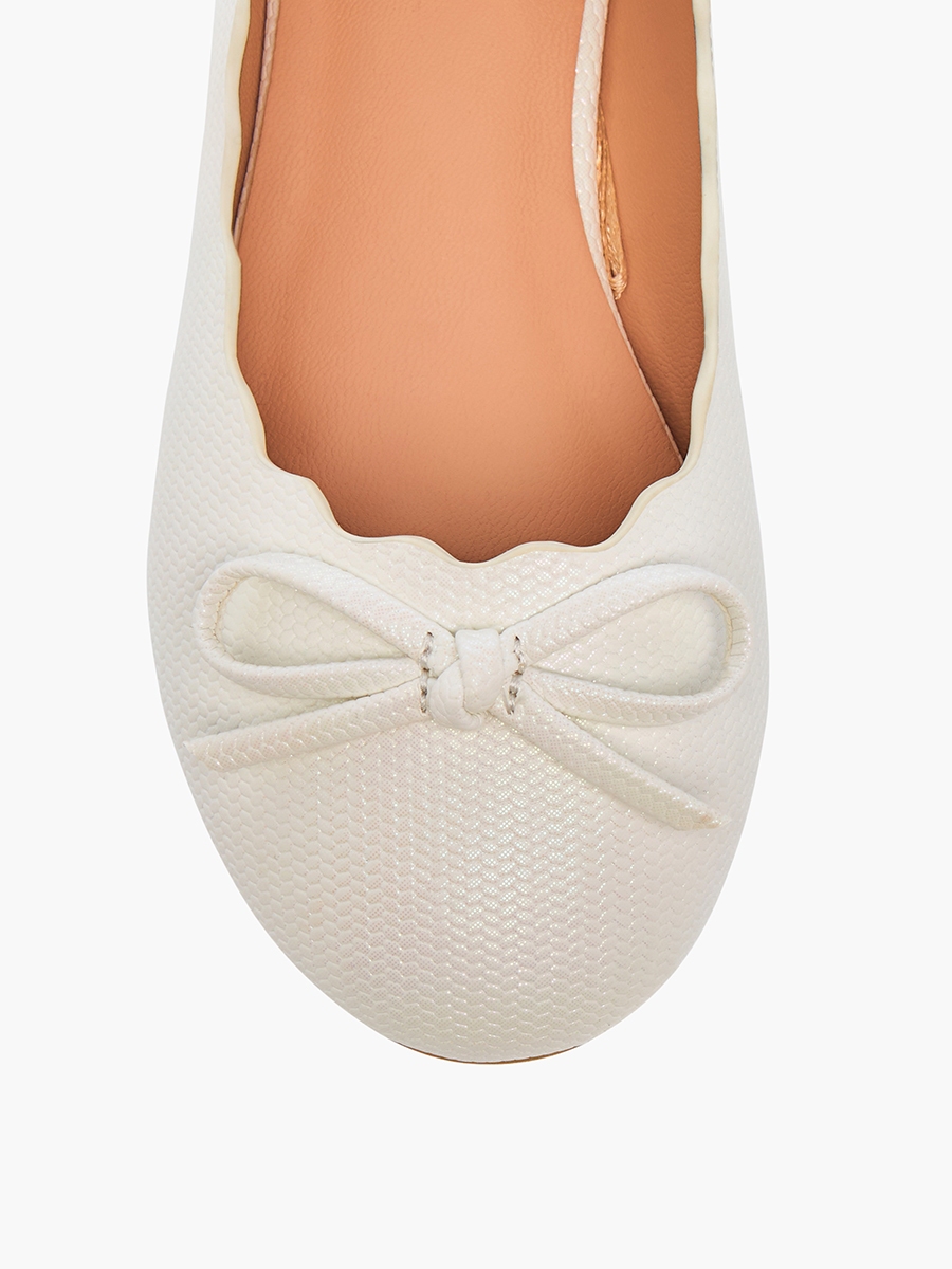 Bow Embellished Slip-On Ballerina Shoes