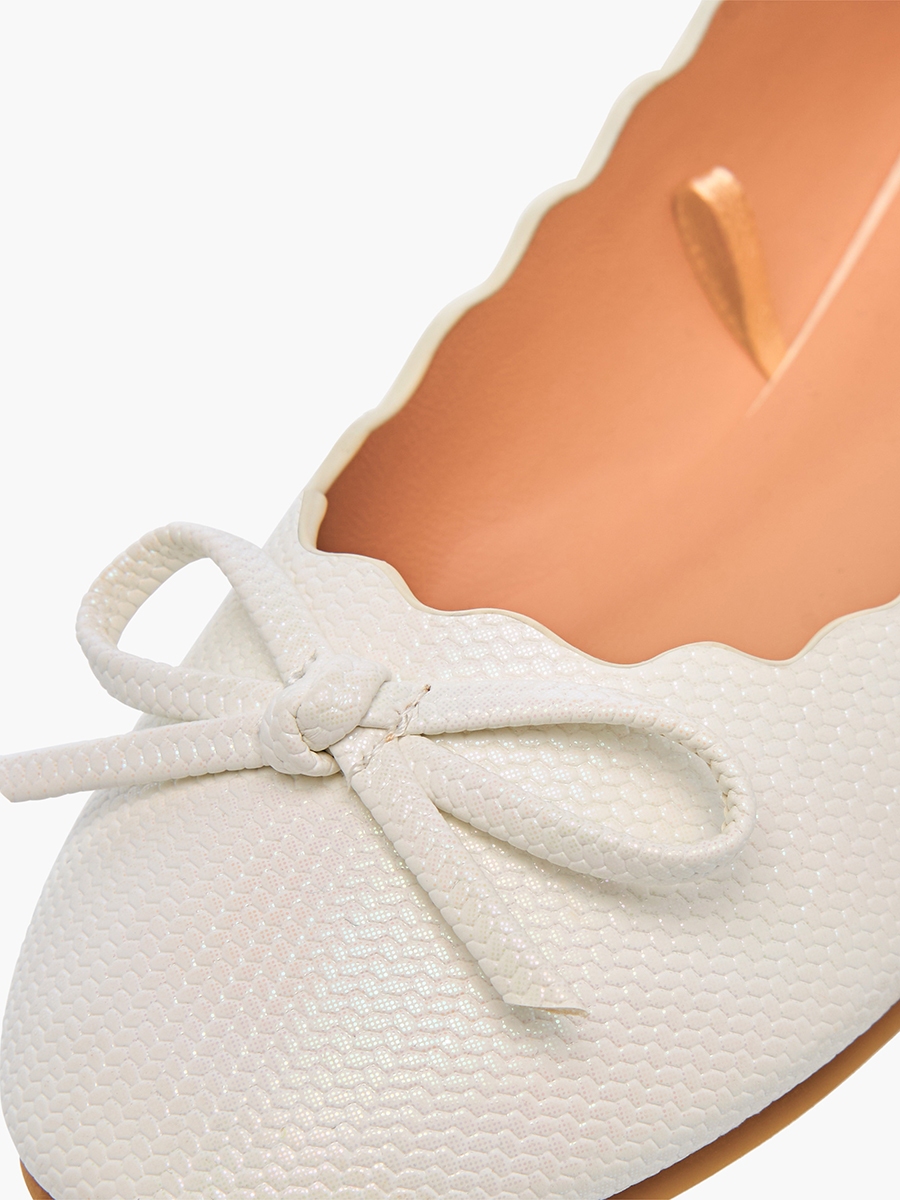 Bow Embellished Slip-On Ballerina Shoes