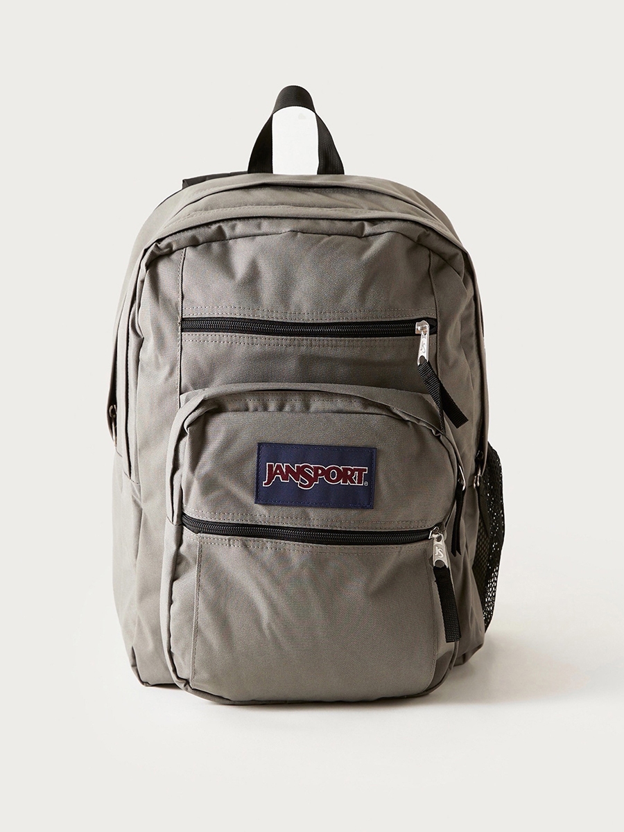 jansport backpack shoulder pads Central Adaptive The SuperBreak Plus is a fresh take on the classic SuperBreak pack with an internal laptop sleeve and side water bottle pocket Jansport Solid Zipper Backpack with