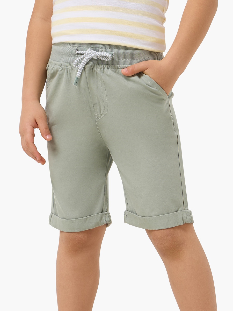 Solid Shorts with Drawstring Closure and Pockets