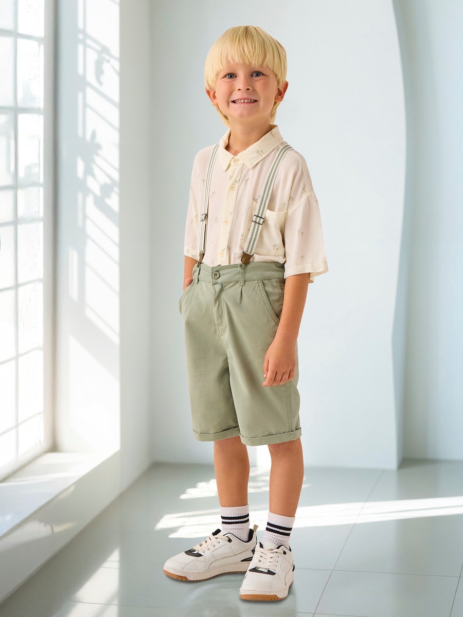 Solid Shorts with Pockets and Button Closure