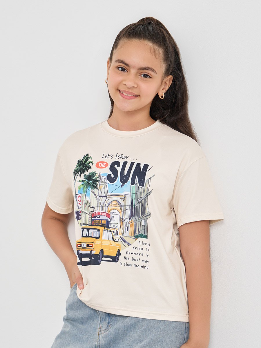 Graphic Print Round Neck T-Shirt