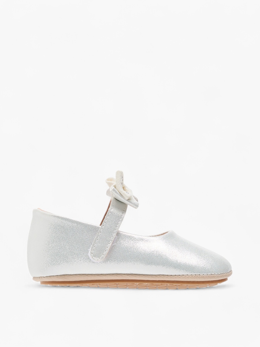 Bow Accent Booties with Hook and Loop Closure