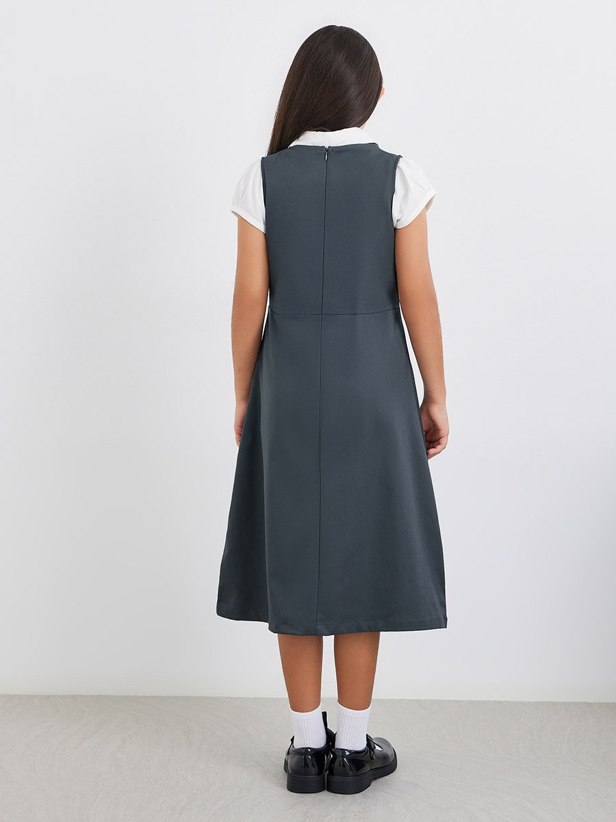 Girls Grey V Neck Button Detail Pinafore Dress For Kids at UAE | Styli