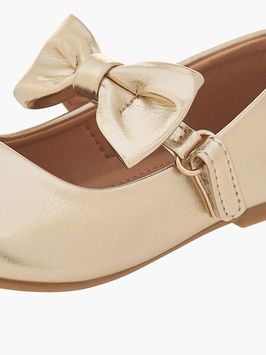 Bow Accented Mary Jane Shoes with Hook and Loop Closure