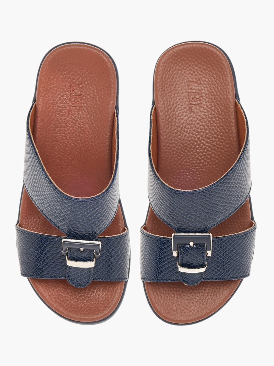 Animal Textured Slip-On Arabic Sandals with Buckle Accent