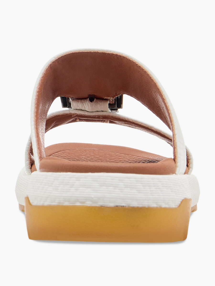 Textured Arabic Comfort Sandals with Buckle Detail