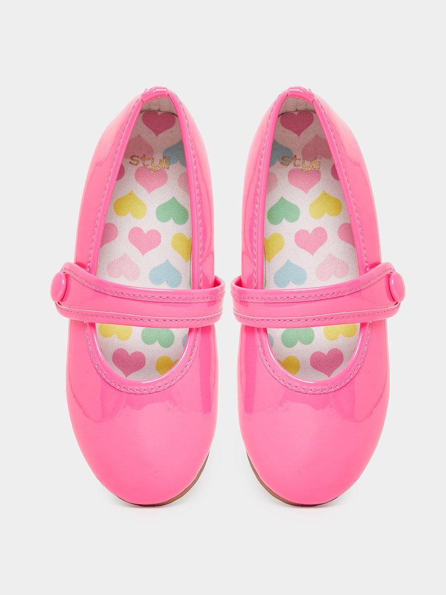 Solid Ballerinas with Hook and Loop Closure