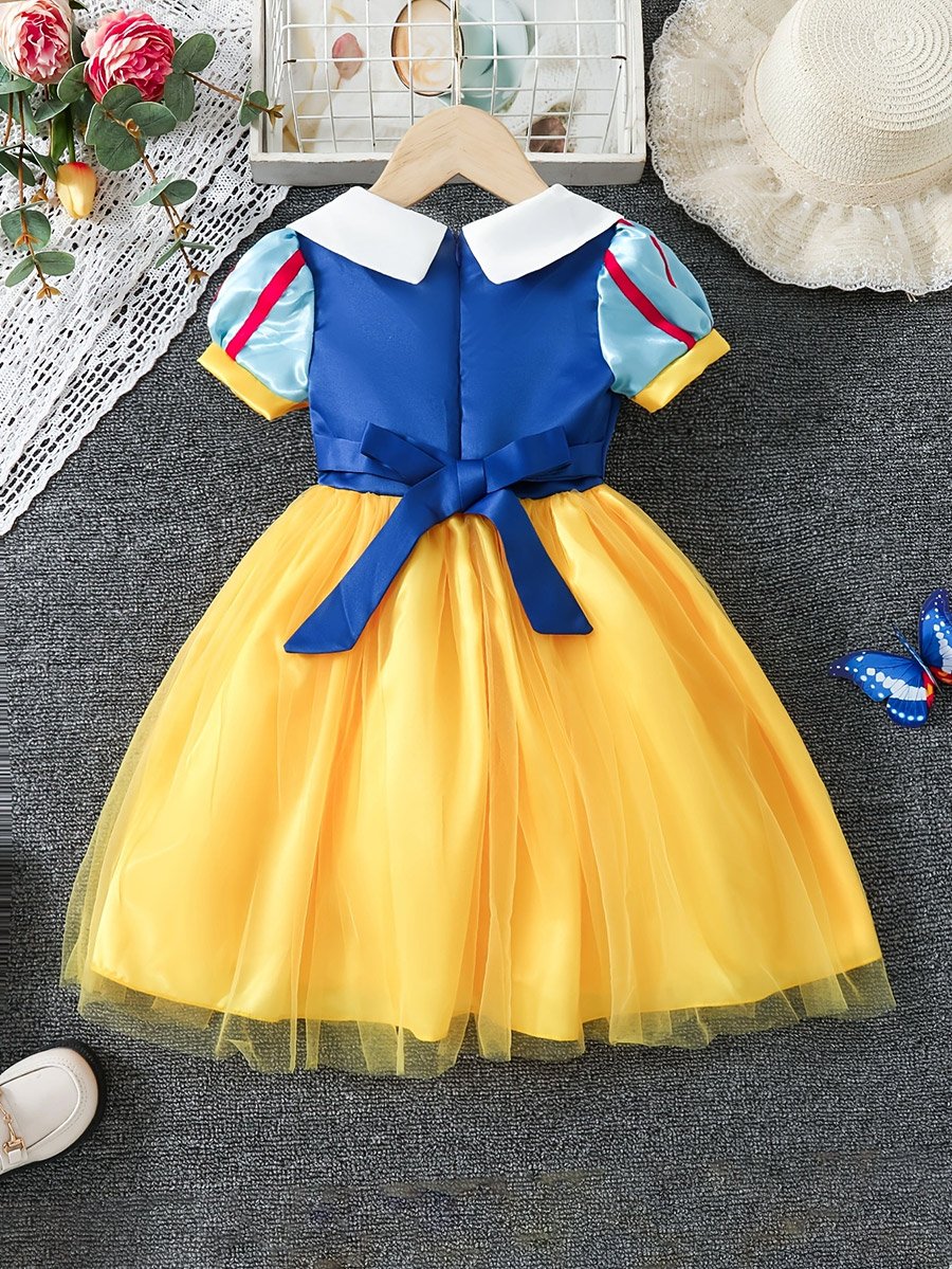 Snow White Short Sleeve Knee Length Dress