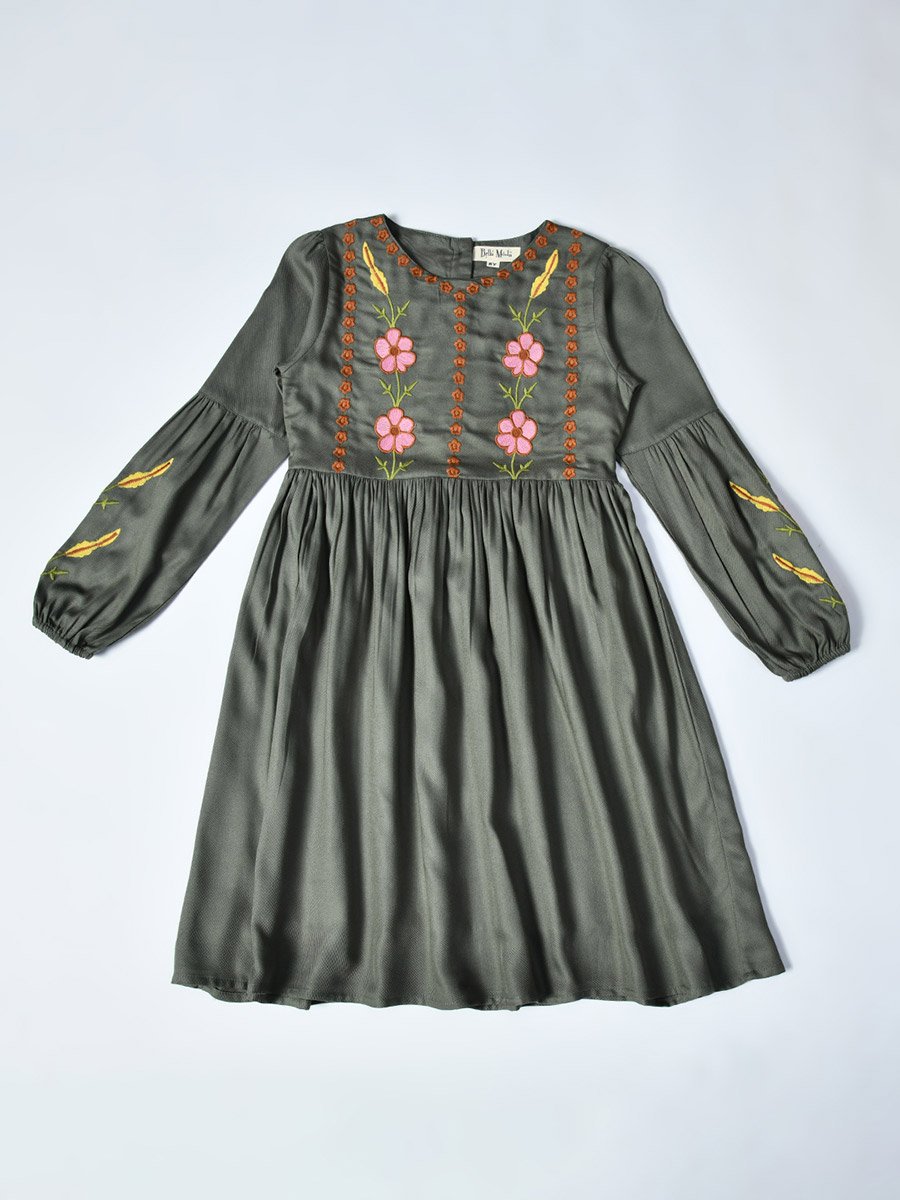 Floral Embroidered Round Neck Knee-Length Dress