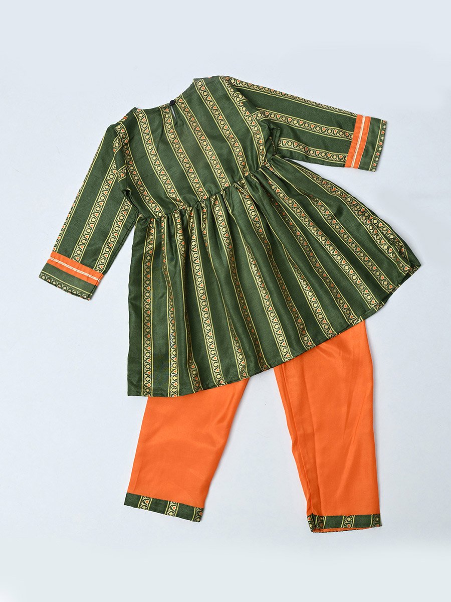 Girls Ethic Motifs Print Kurta and Pants Set