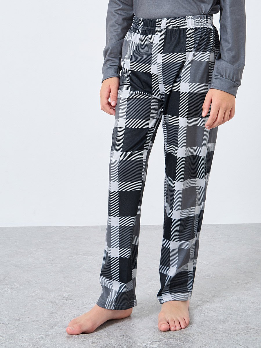 Teen Slogan T-Shirt and Checked Pyjama Set