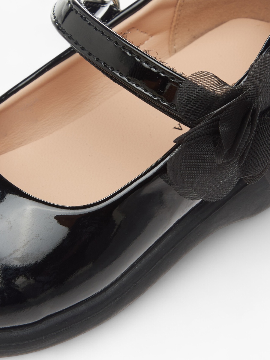 Flower Applique School Shoes with Hook and Loop Closure