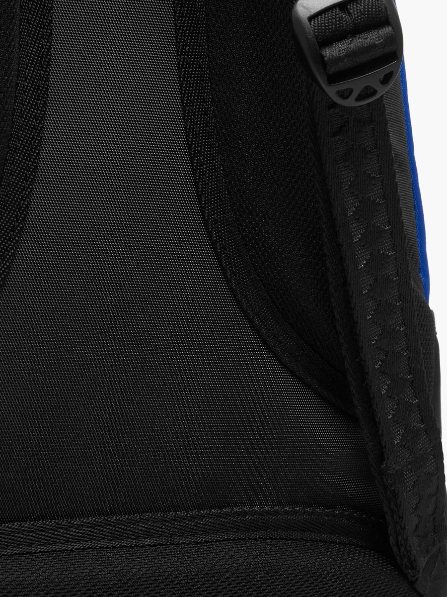 The Golden State Warriors Logo Detail Backpack with Zip Closure - 18 inches