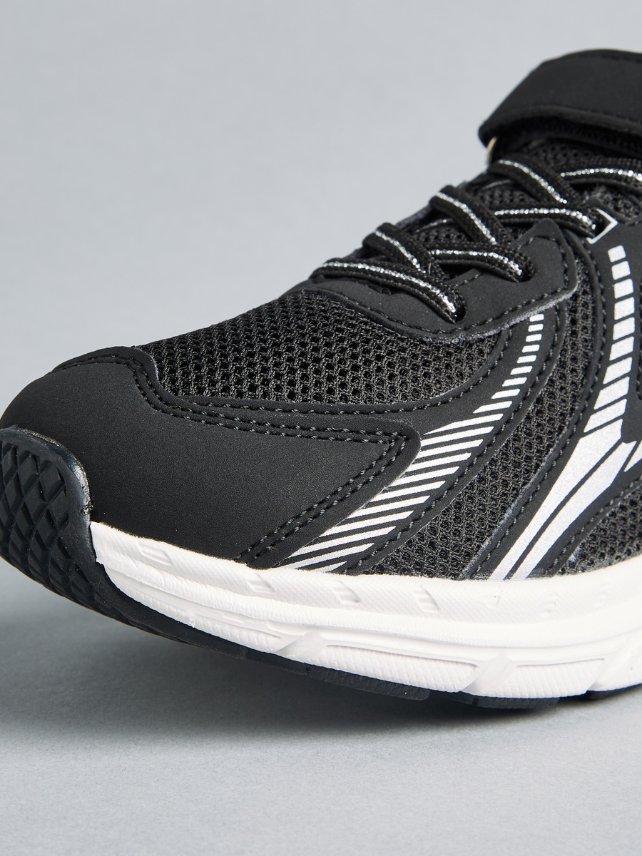Panelled Sports Shoes with Hook and Loop Closure