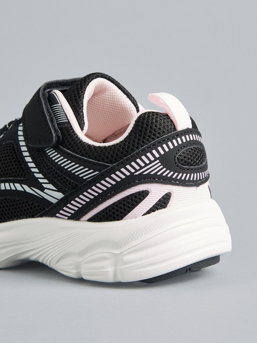 Panelled Sports Shoes with Hook and Loop Closure