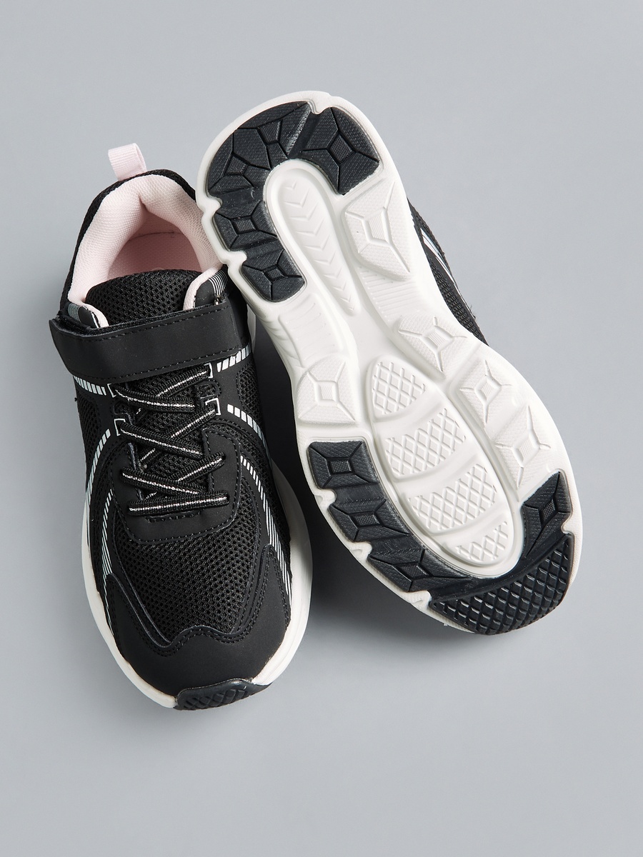 Panelled Sports Shoes with Hook and Loop Closure