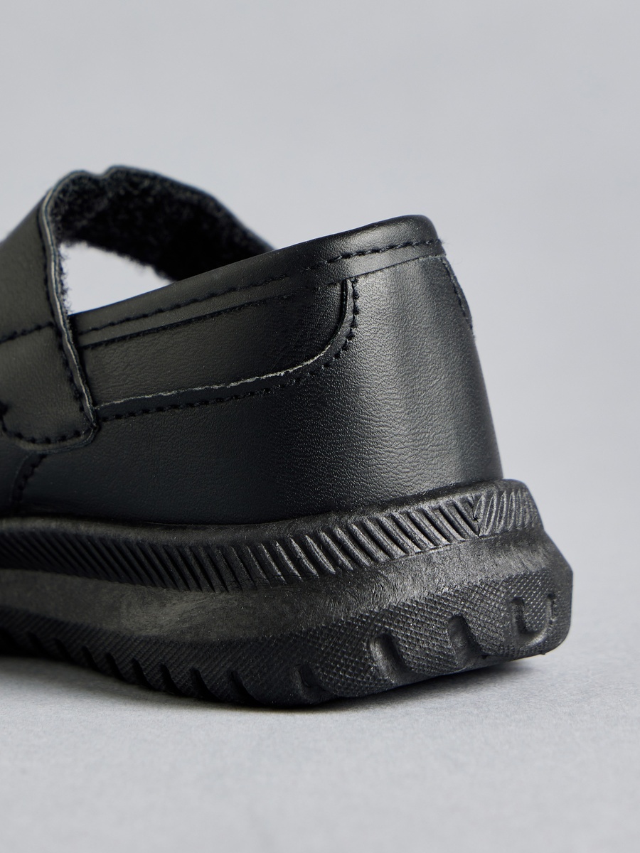 Stitch Applique School Shoes with Hook and Loop Closure