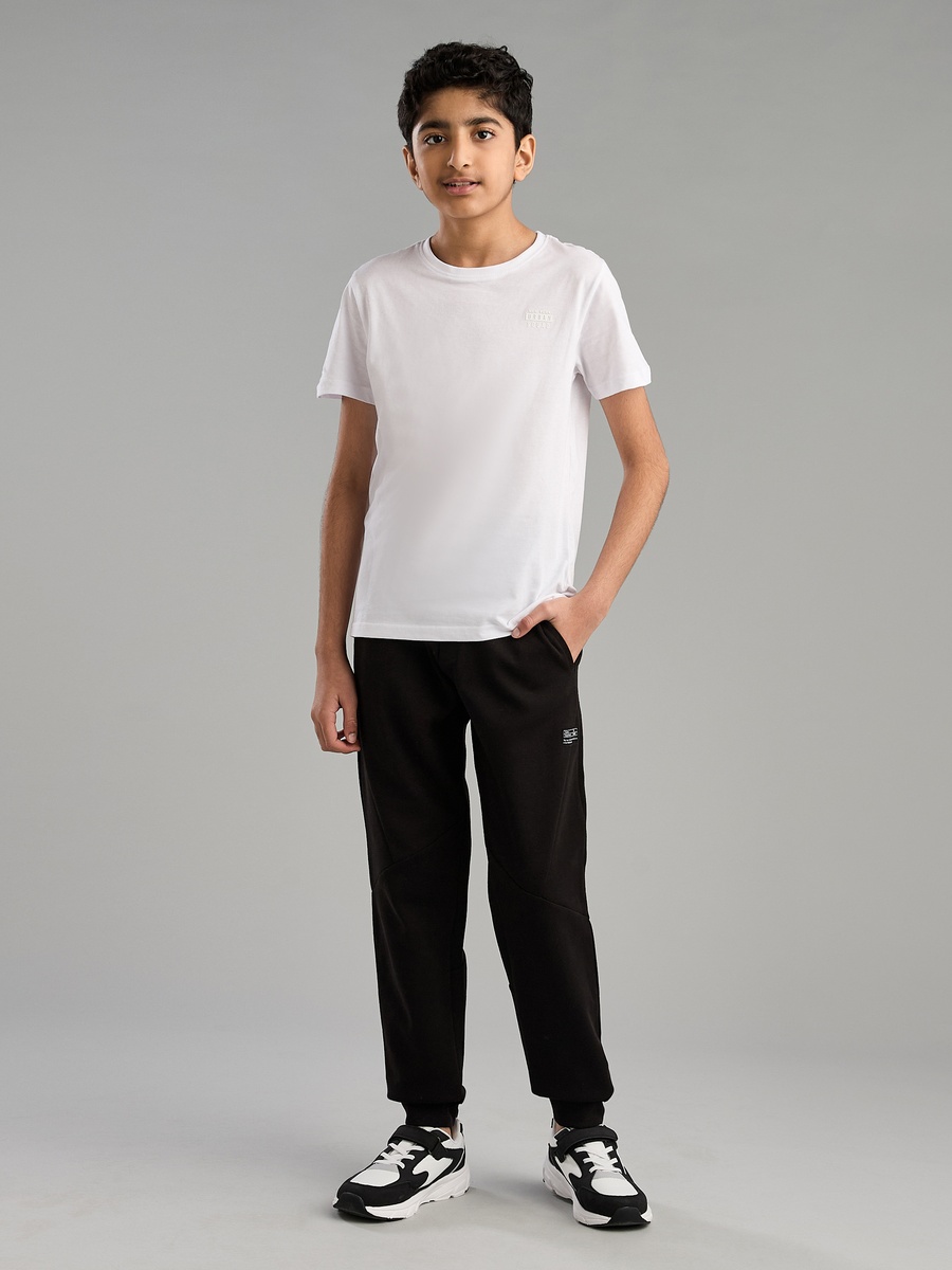 Plain Joggers with Drawstring Closure and Pockets