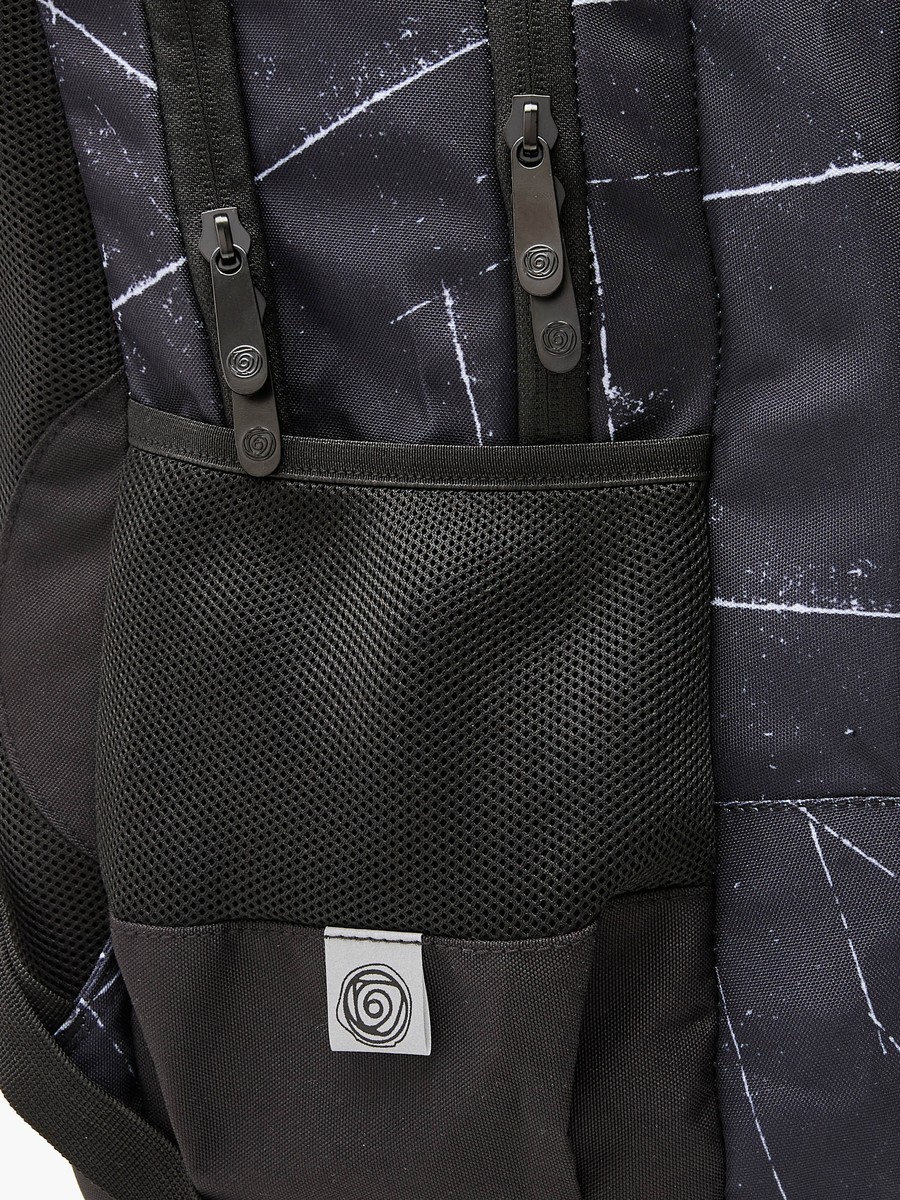 Geometric 18-inch Backpack with Zip Closure - 48x33x21 cm