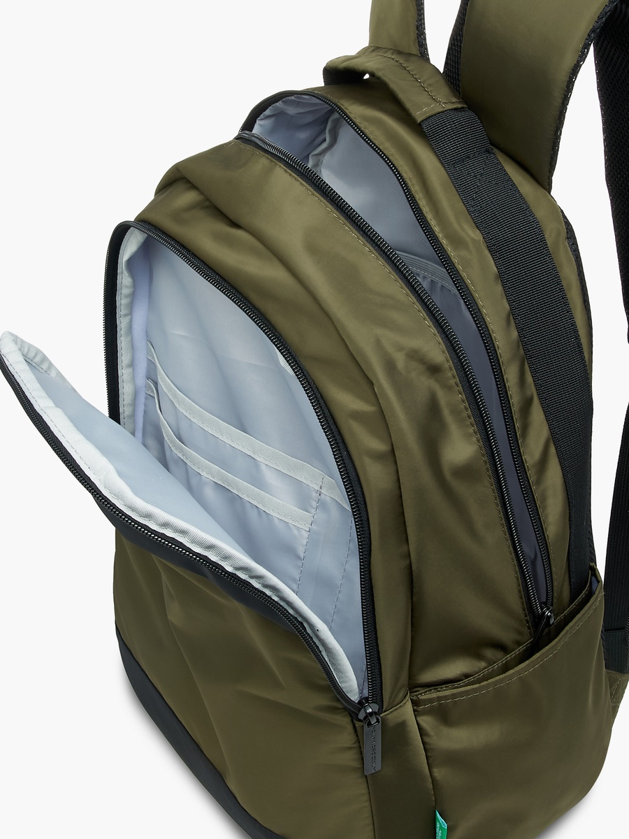 18-inch Logo Print Backpack with Adjustable Straps and Zip Closure - 44x31x15 cm