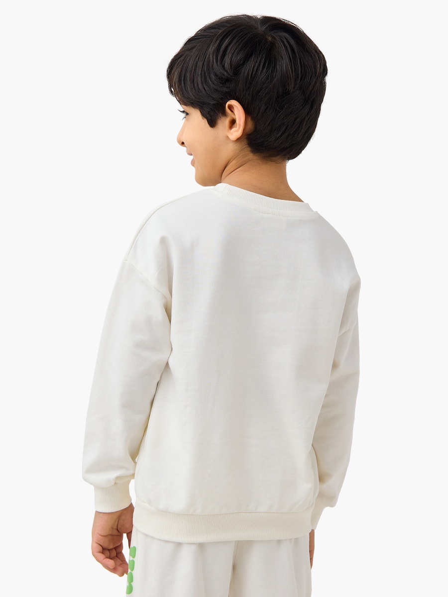 Graphic Print Sweatshirt with Long Sleeves