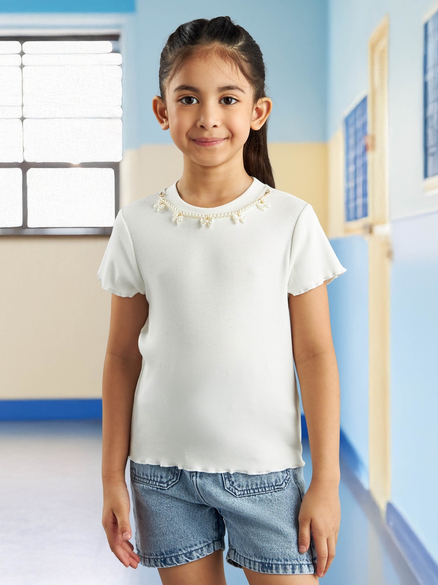 تي شيرت مزين