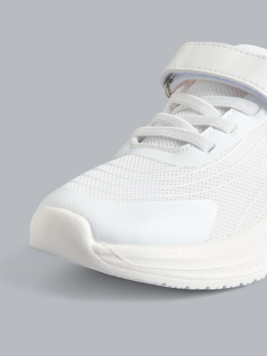 Panelled Sports Shoes with Hook and Loop Closure