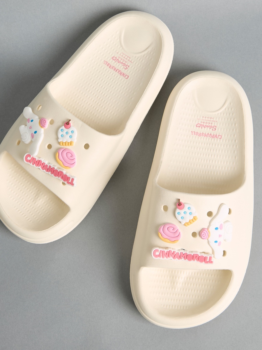 Cinnamoroll Applique Slides