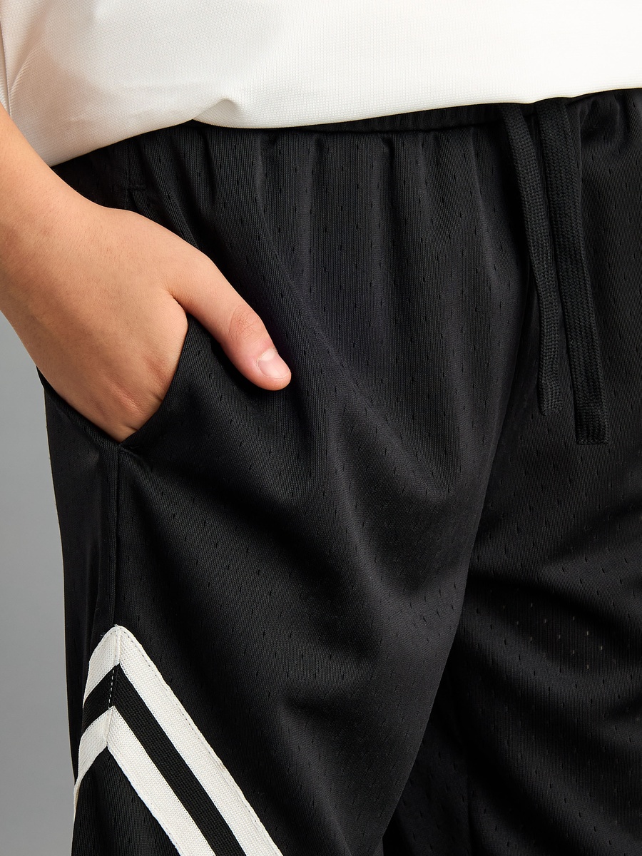 Contrast Tape Detail Shorts with Drawstring Closure