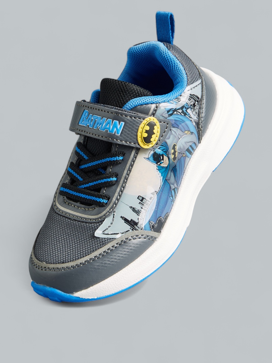 Batman Print Sports Shoes with Hook and Loop Closure