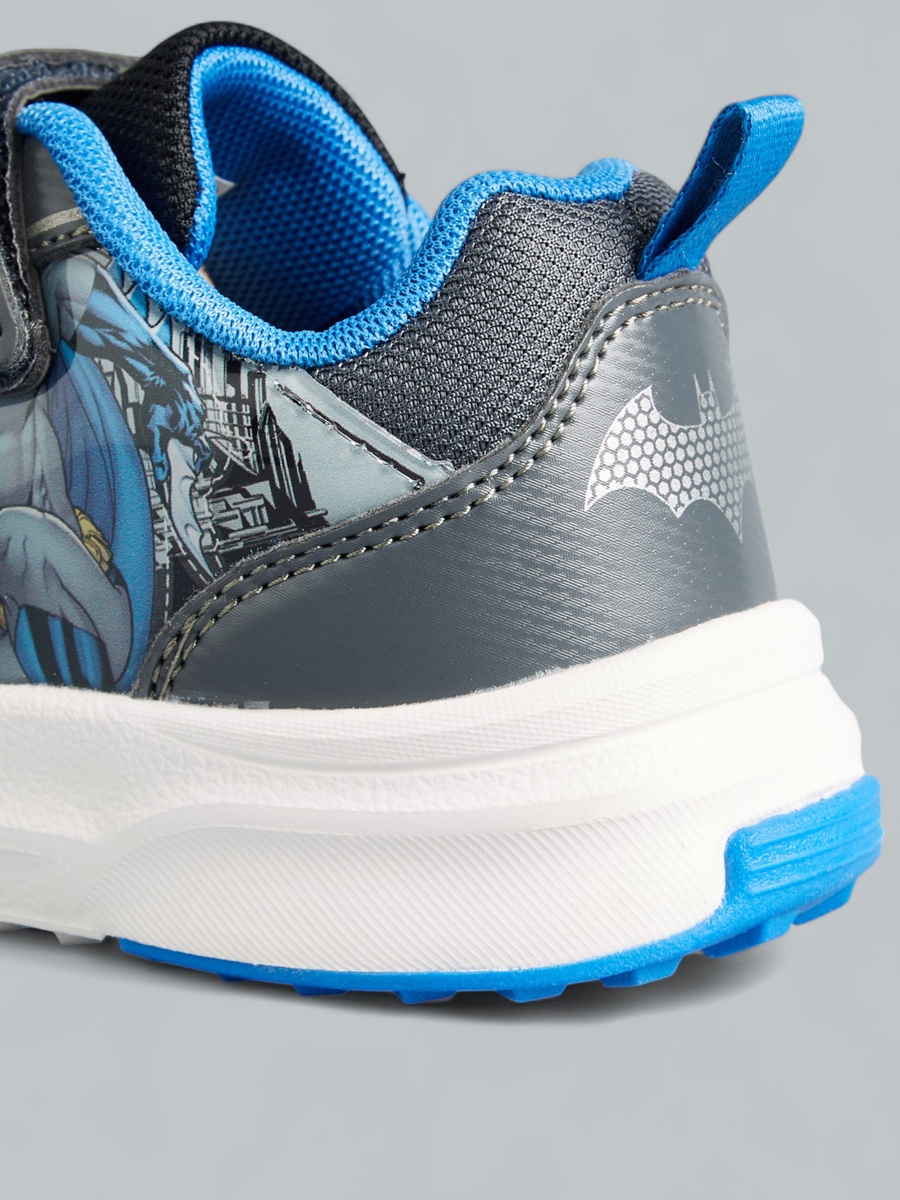 Batman Print Sports Shoes with Hook and Loop Closure