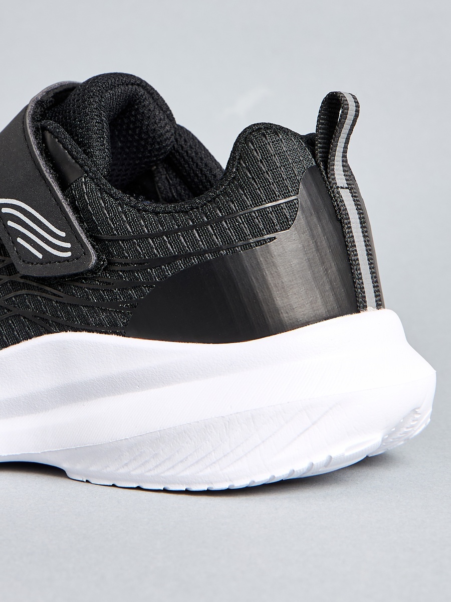 Panelled Sports Shoes with Hook and Loop Closure