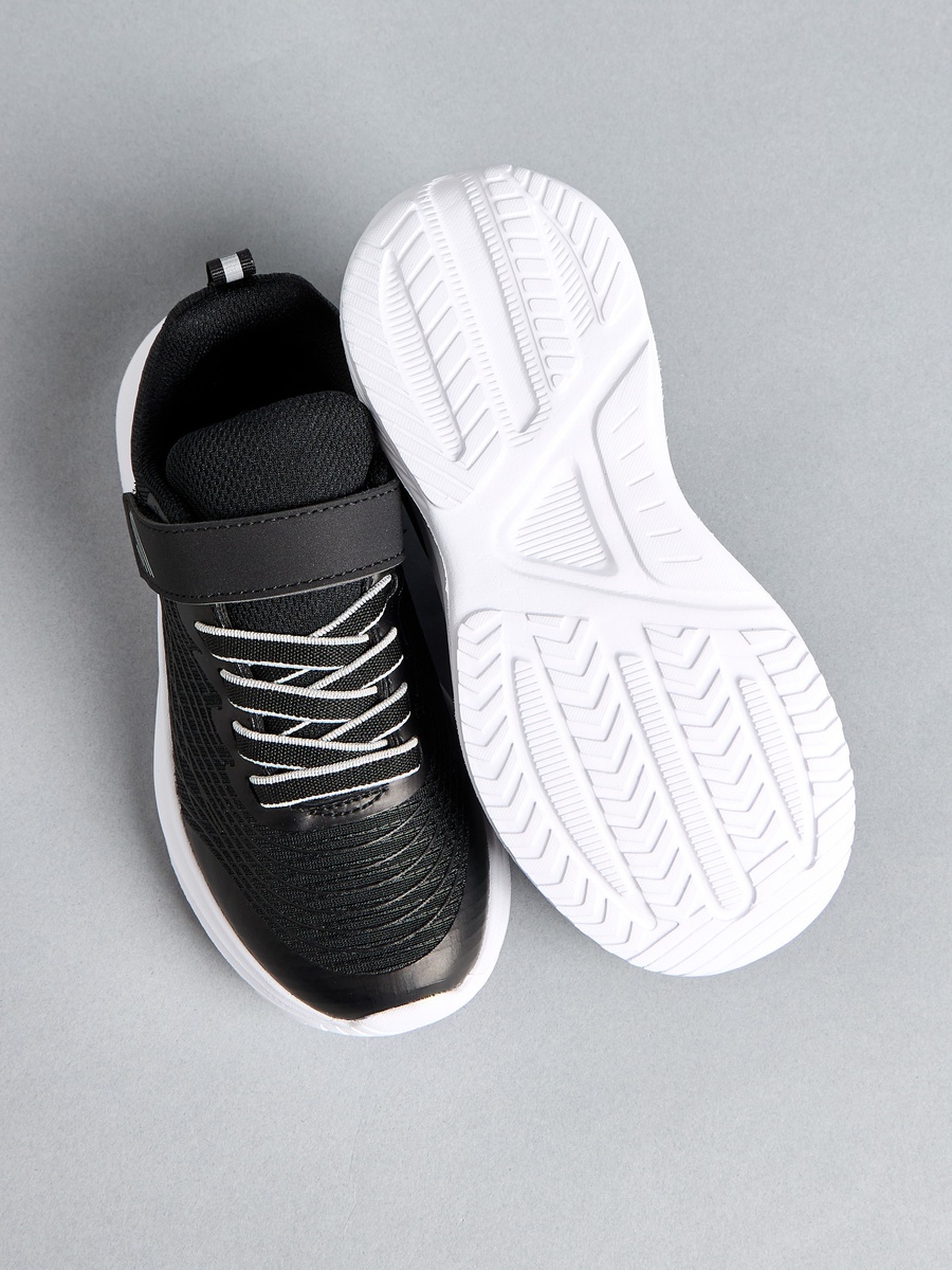 Panelled Sports Shoes with Hook and Loop Closure
